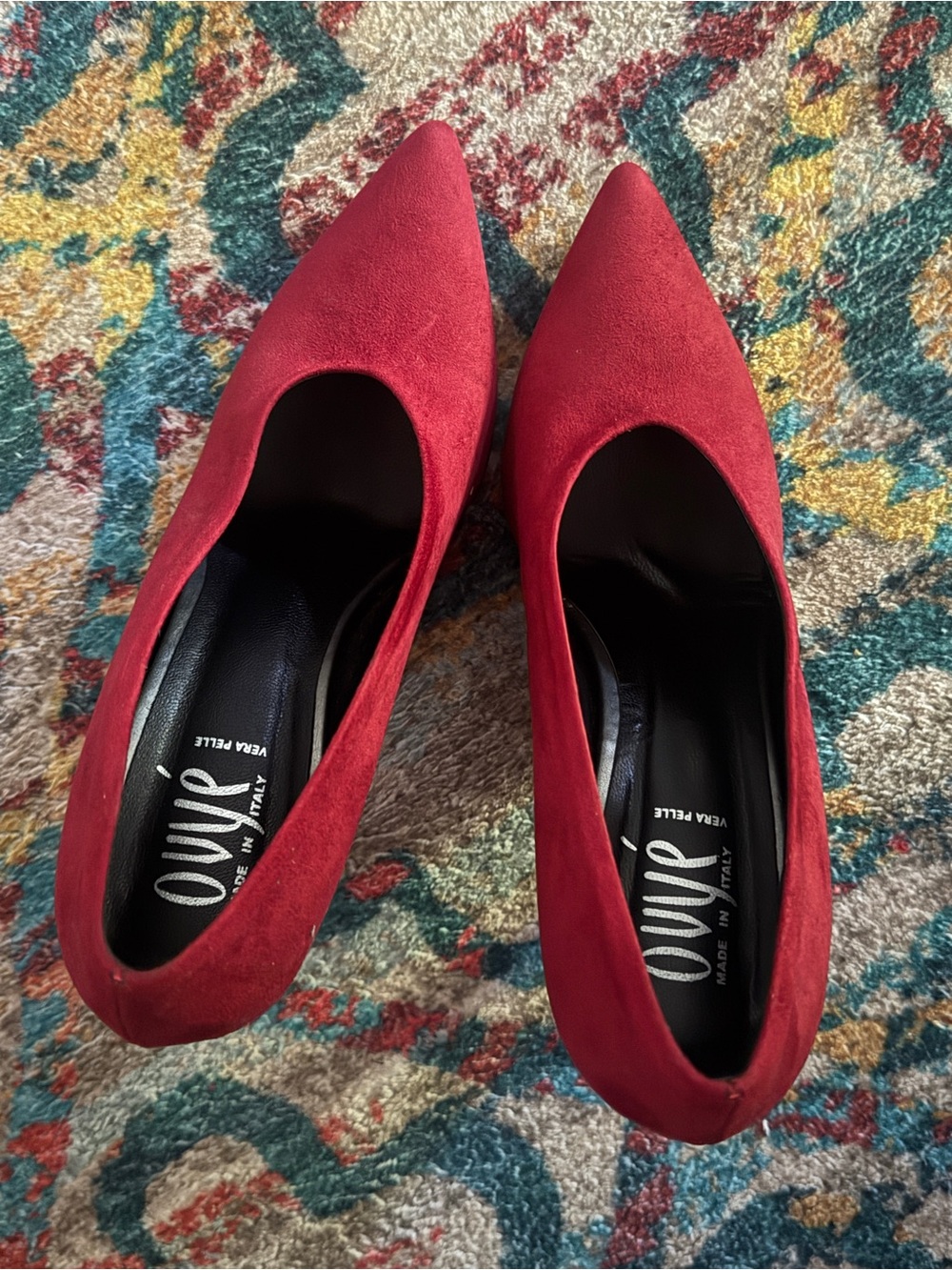 Vera Pelle Red Pointed-Toe Suede Pumps